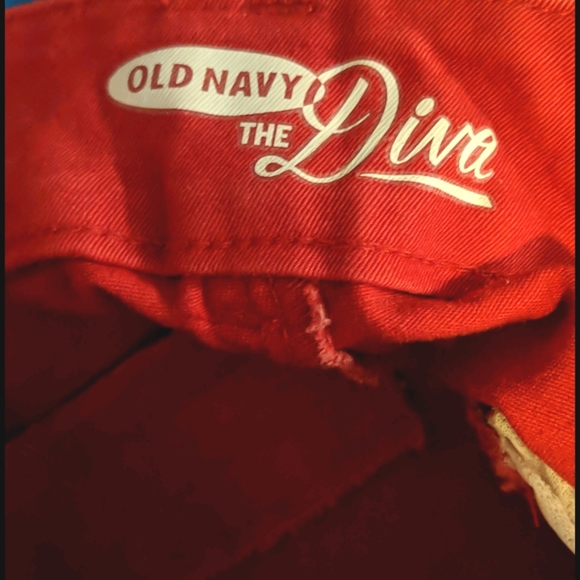 Red pants - Picture 3 of 4